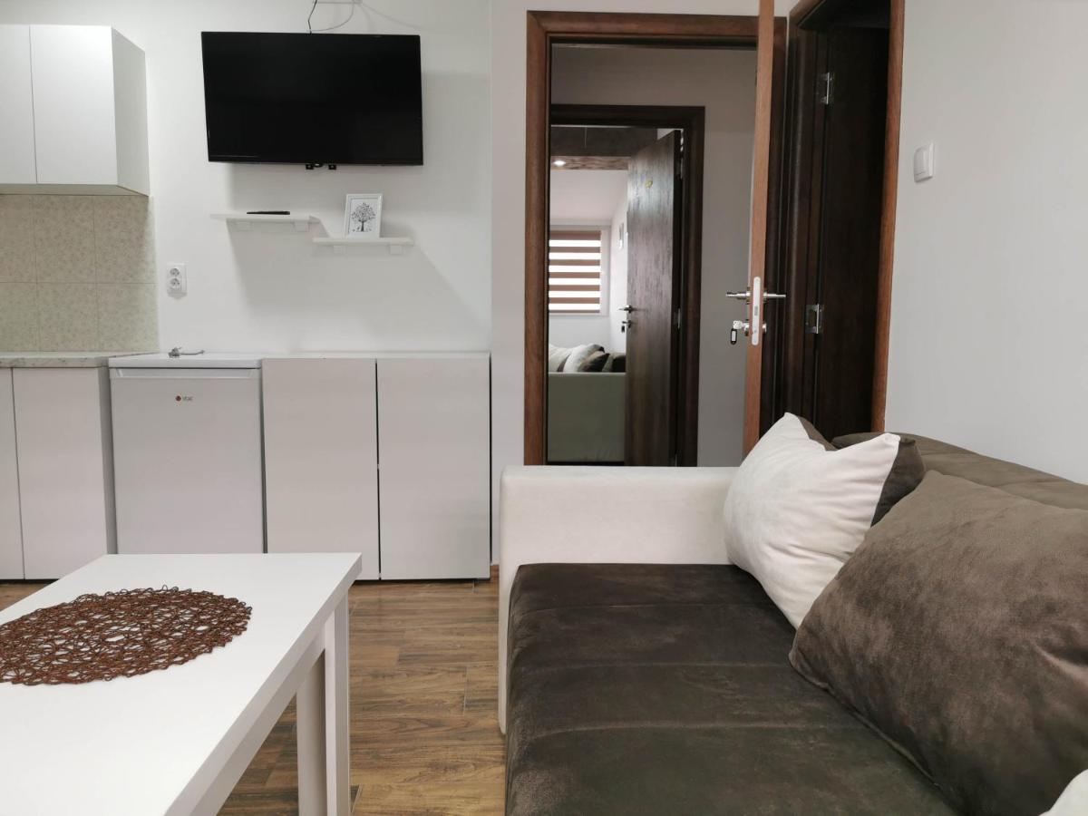Sobe I Apartmani Casa Mia Pecinci Eksteriør bilde